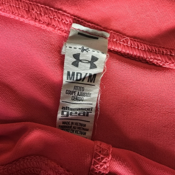 Under Armour Women's Bright Pink Capri Leggings Medium - Picture 2 of 3